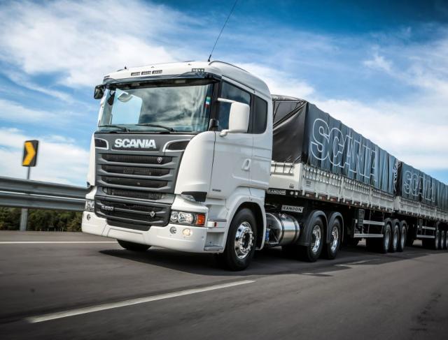 Transporte rodoviário de cargas